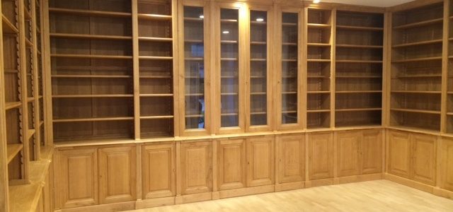 Très importante bibliothèque de parquet