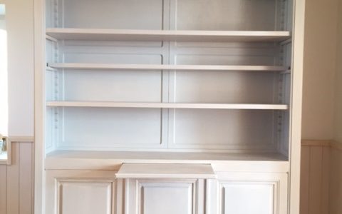 Bibliothèque de style Directoire livrée en Bretagne