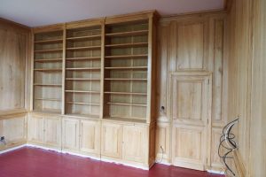 Des bibliothèques et boiseries sur-mesure