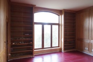 Des bibliothèques et boiseries sur-mesure