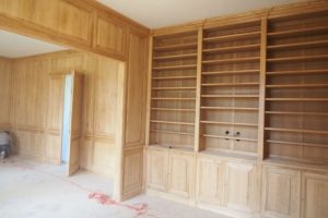 Des bibliothèques et boiseries sur-mesure
