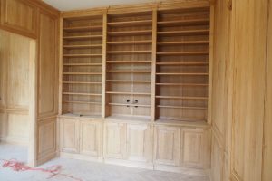 Des bibliothèques et boiseries sur-mesure