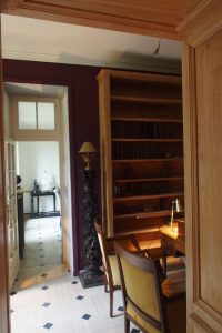 Boiseries hautes et bibliothèques pour un château