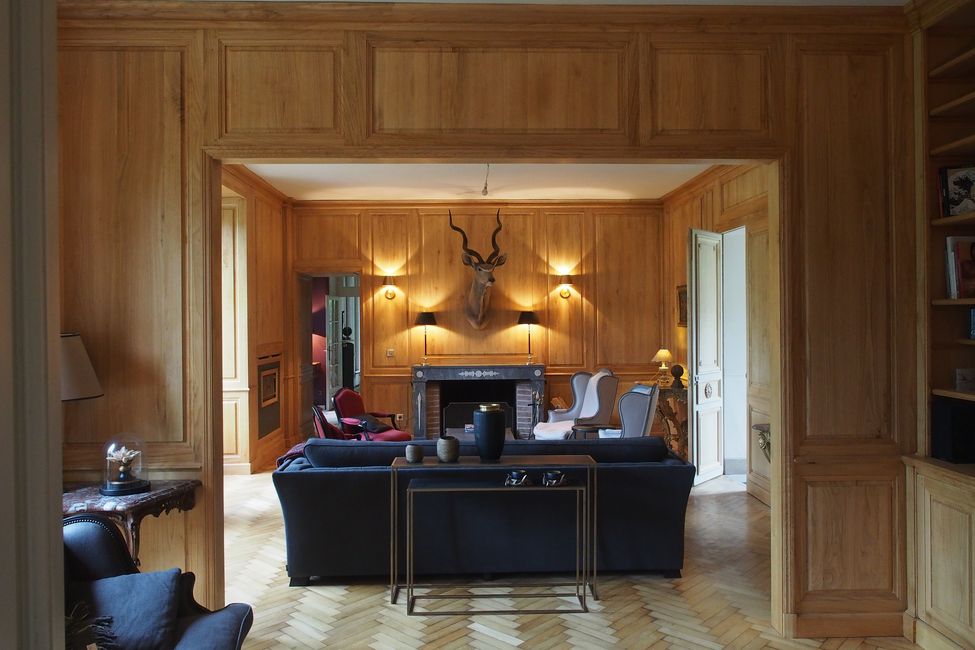 Boiseries hautes et bibliothèques pour un château