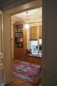Décoration d'intérieur pour une entrée d'un appartement du XVIIeme arrondissement de Paris