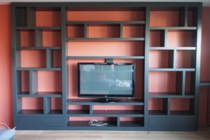 Bibliothèque contemporaine sur mesure gris anthracite sans fond