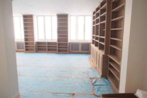 Bibliothèque livrée et posée dans le 1 er arrondissement de Paris