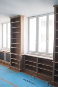 Bibliothèque livrée et posée dans le 1 er arrondissement de Paris