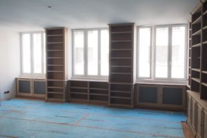 Bibliothèque livrée et posée dans le 1 er arrondissement de Paris
