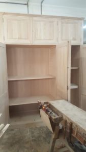 Dressing bibliothèque sur-mesure dans atelier