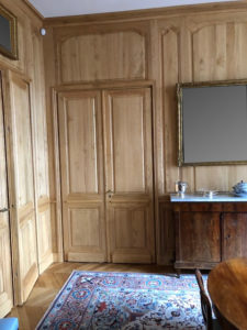 Salle à manger dans appartement haussmannien