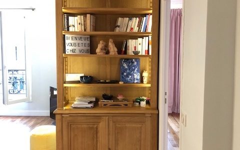 Bibliothèque de couloir
