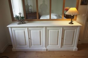 Enfilade de style néo-classique pour une entrée à Versailles