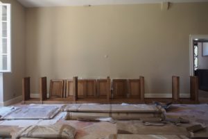 Grande bibliothèque de parquet en bois naturel pour un Château à Bordeaux