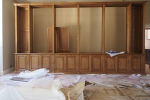 Grande bibliothèque de parquet en bois naturel pour un Château à Bordeaux