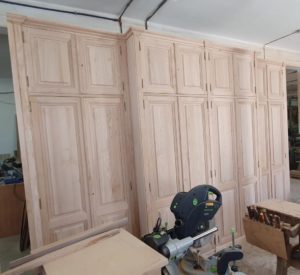 Dressing sur mesure pour une chambre en atelier