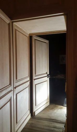 passage-boiserie-sur-mesure