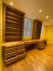 Bureau pour un télétravail sur mesure en bois naturel