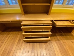 Bureau pour un télétravail sur mesure en bois naturel