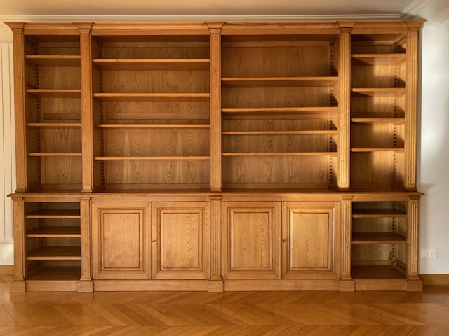 Bibliothèque et Bibus latéraux en bois naturel cirée avec de la véritable cire d’abeilles