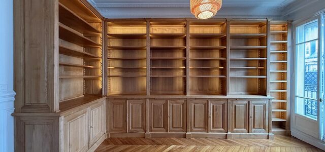 Bibliothèque d’angle Louis XVI sur mesure